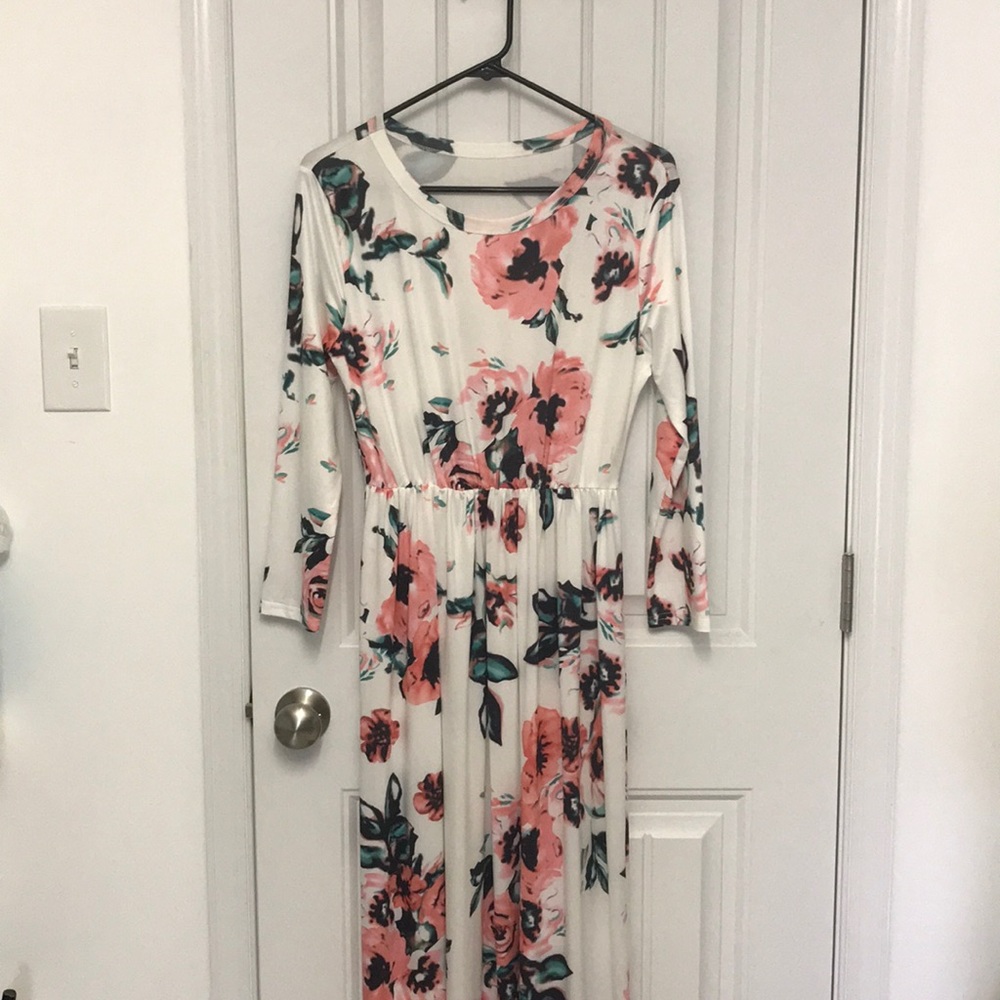 White pink floral maxi dress with long sleeves